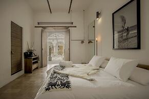 Hotel Sin Nombre