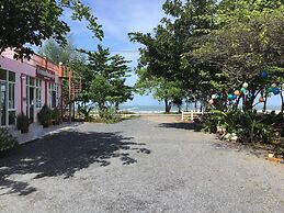 Ban Chomlay Resort Satun