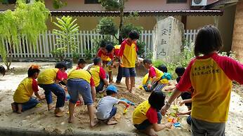 Sabak Awor Resort