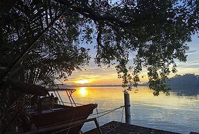 Sabak Awor Resort