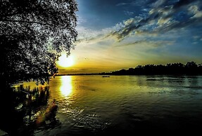Sabak Awor Resort