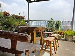 Moon Lake House Inn