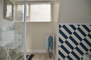Hermanus Beach Cottage 1