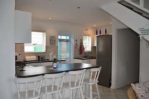 Hermanus Beach Cottage 2