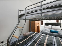 6 Bedroom Chorlton Townhouse