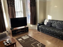 6 Bedroom Chorlton Townhouse