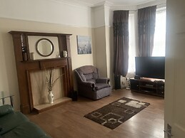 6 Bedroom Chorlton Townhouse