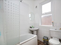 6 Bedroom Chorlton Townhouse