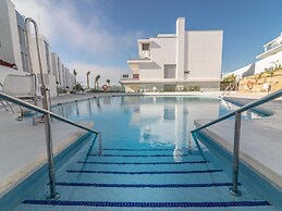 Le Mirage Retreat