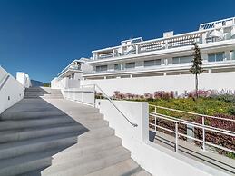 Le Mirage Retreat