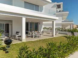Le Mirage Retreat