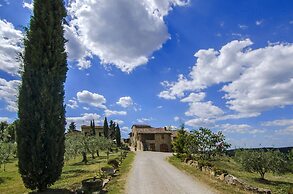 Il Portico Della Rocca