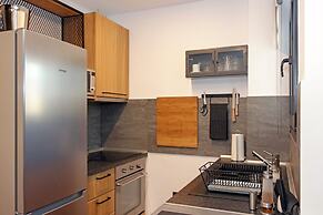Tom's Bachelor Pad