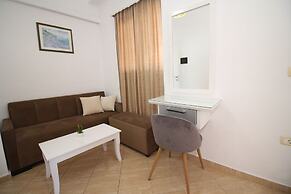 Julia Hotel