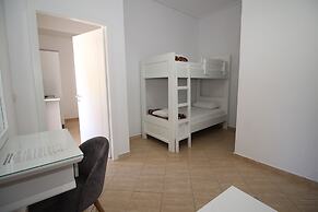 Julia Hotel