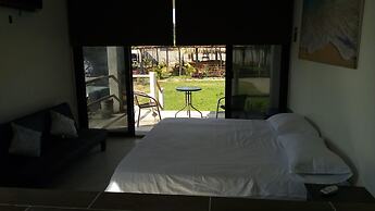 Zanatown Bungaloos