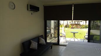 Zanatown Bungaloos