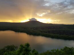Calalas Lodge