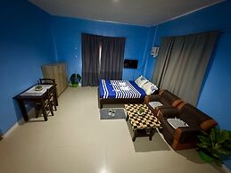 Rozay Travellers Inn