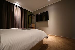 Brown Dot Hotel Cheonan