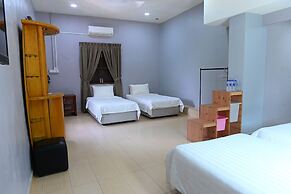Labis Sunrise Farm Stay