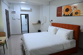 Labis Sunrise Farm Stay
