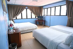 Labis Sunrise Farm Stay
