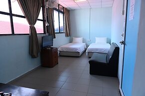 Labis Sunrise Farm Stay