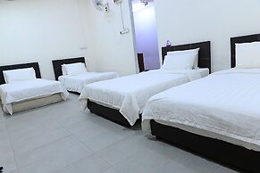 Labis Sunrise Farm Stay