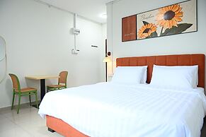 Labis Sunrise Farm Stay