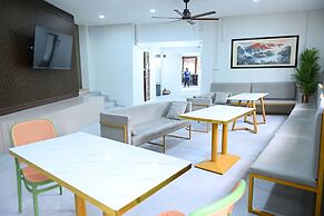 Labis Sunrise Farm Stay