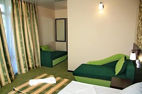 Hotel H2O