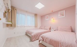 SeeU House