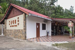 OYO 89928 Acf Guest House