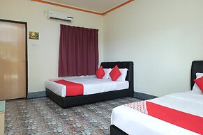 OYO 89928 Acf Guest House