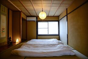 Nishioji Kado