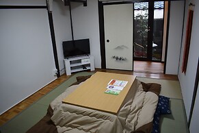 Nishioji Fukuro