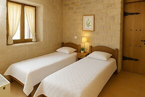 Lalloudes Mani Hotel