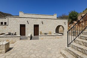 Lalloudes Mani Hotel