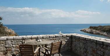 Lalloudes Mani Hotel