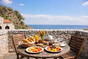 Lalloudes Mani Hotel