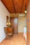 Lalloudes Mani Hotel