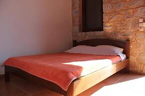 Lalloudes Mani Hotel
