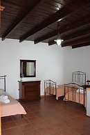 Lalloudes Mani Hotel