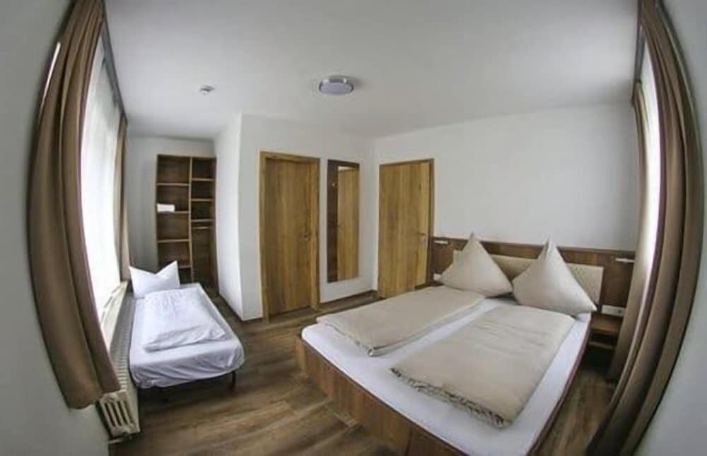 LOOK Hotel & Rooms