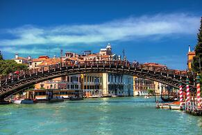 San Marco Design Suites