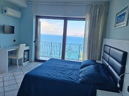 L'Incanto Suites Ischia