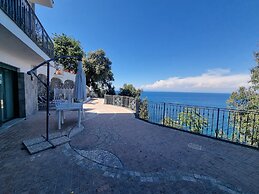 L'Incanto Suites Ischia