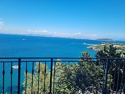 L'Incanto Suites Ischia