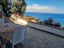 L'Incanto Suites Ischia